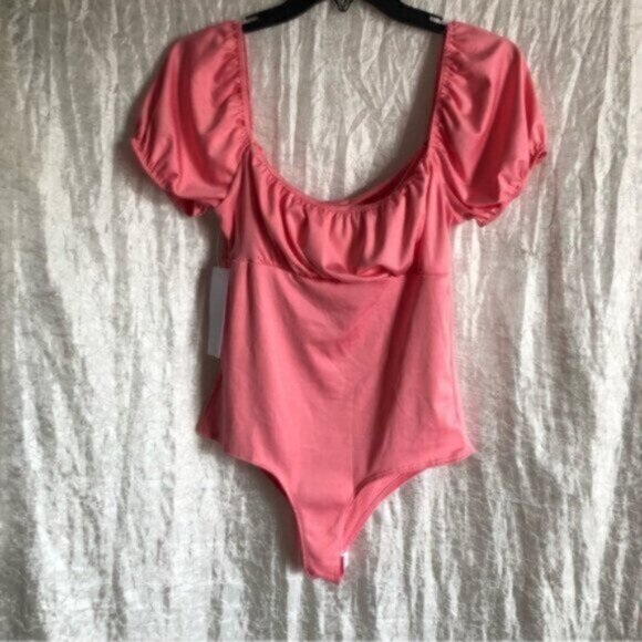 Women’s Pink Puff sleeve Bodysuit NWT Sz Small - Picture 8 of 10